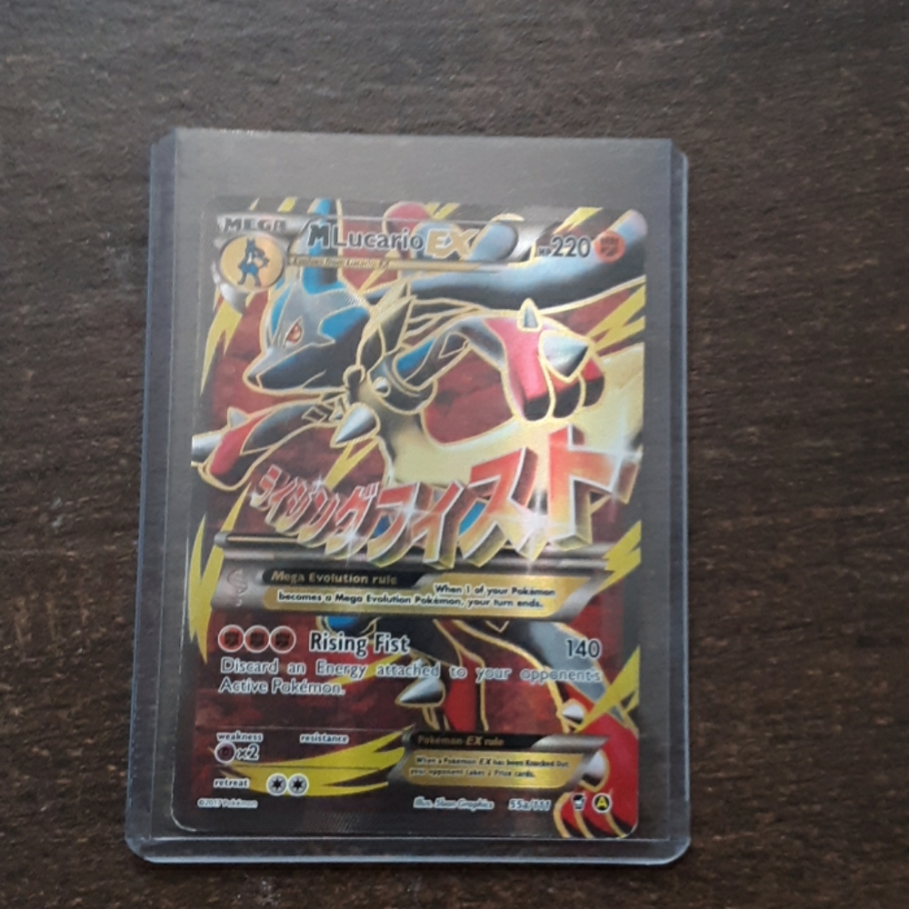 Mega Lucario EX pokemon
